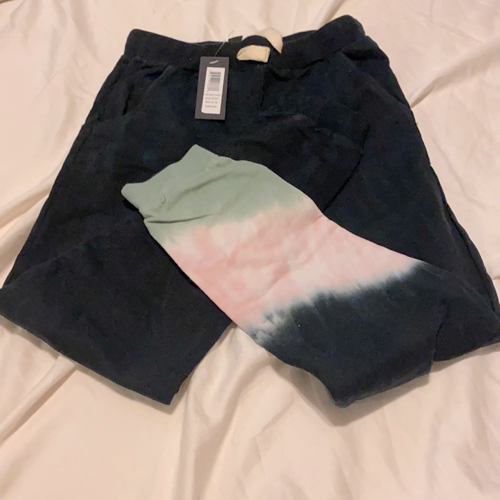 New Lea & Viola Sweatpants